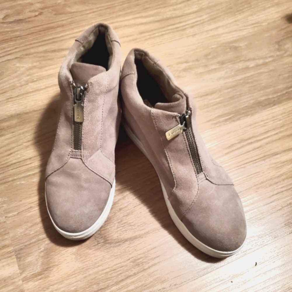 Waterproof Blondo Suede Sneakers